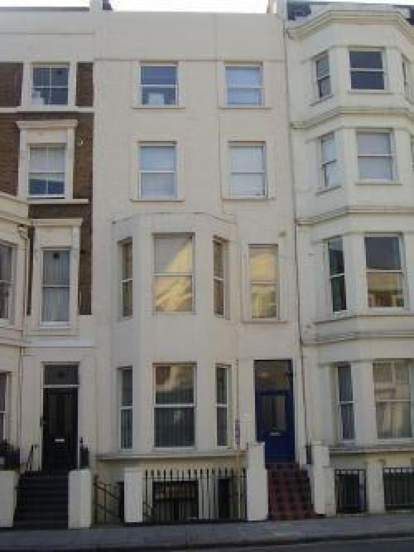 			NEW ON!, Studio Apartment, 1 bath, 1 reception Flat			 Ladbroke Grove, LADBROKE GROVE W10